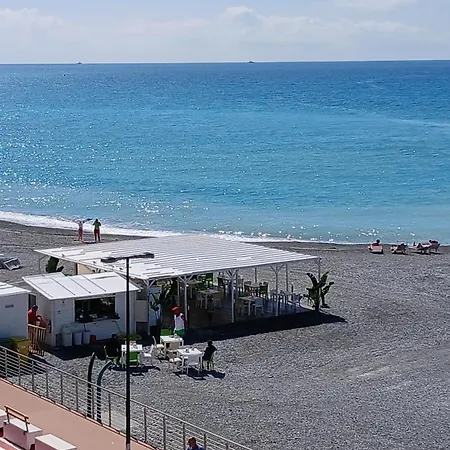 Giardino Apartment