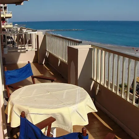 דירה Giardino ונטימיגליה